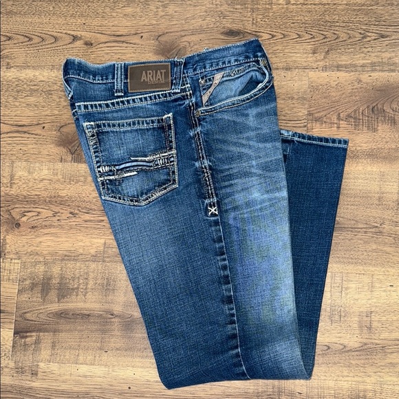 ARIAT Blue Bootcut Jeans Classic Style - Picture 1 of 7